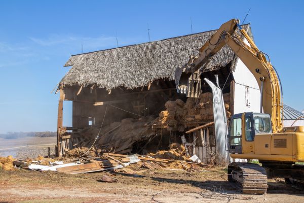 Barn Demolition in Sandy