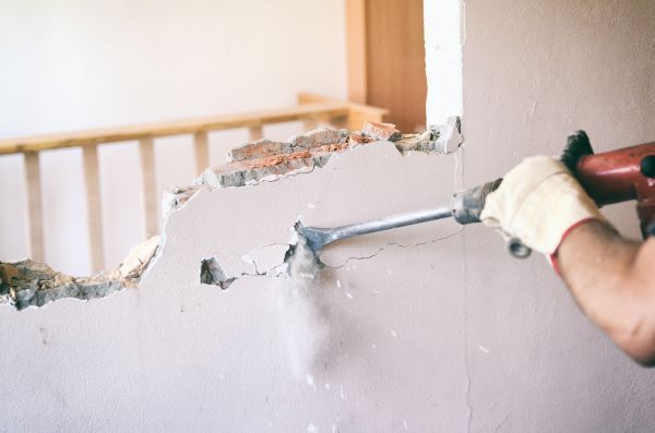 Interior Wall Removal in Sandy