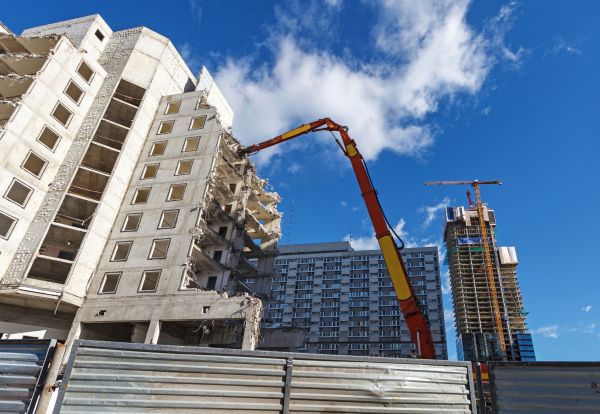 Commercial Site Demolition in Sandy