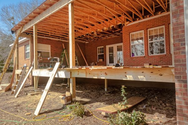 Deck Removal Service in Sandy